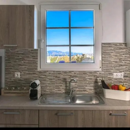 Apartment Avalon Cosy Ginger, 1 Bedroom With Shared Swimming Pool *