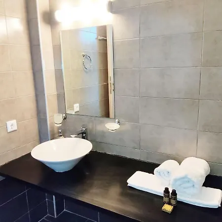 Apartment Avalon Cosy Ginger, 1 Bedroom With Shared Swimming Pool *