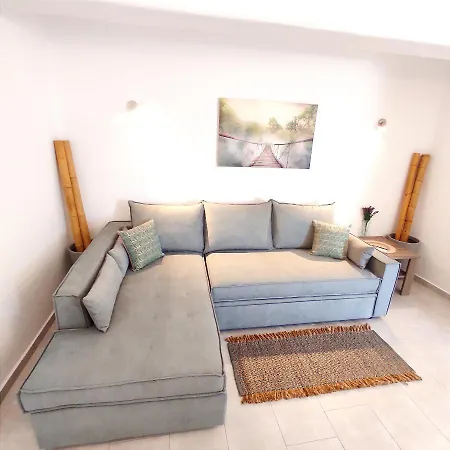 Avalon Cosy Ginger, 1 Bedroom With Shared Swimming Pool